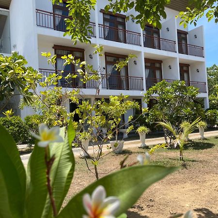 Amanda Beach Resort Passikudah Zewnętrze zdjęcie